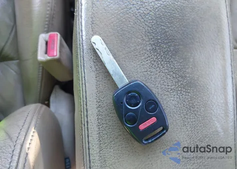 2006 Honda Accord 2.4 Ex z USA, uszkodzony, nr VIN 1HGCM56826A132435